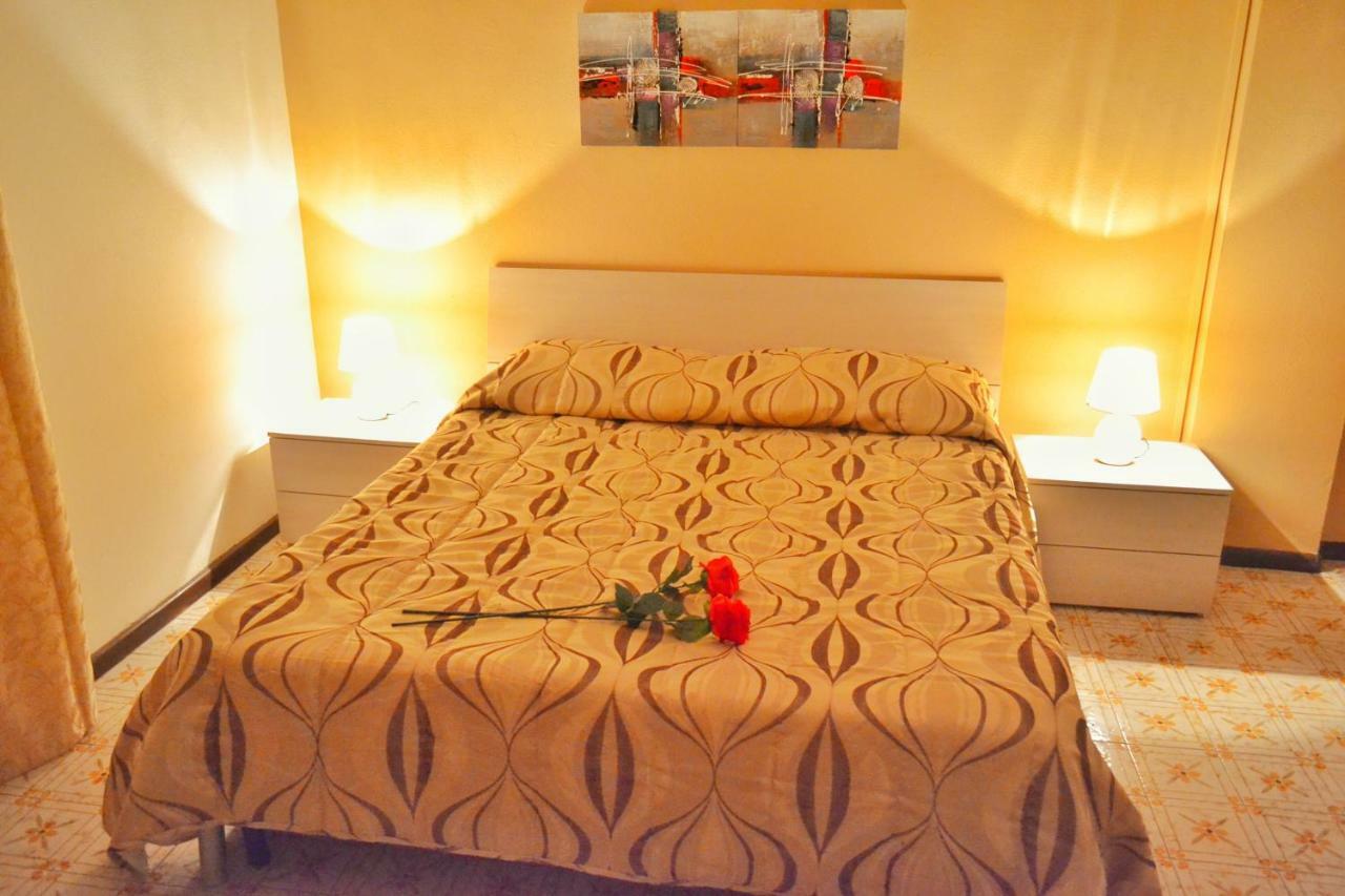 B&B Lungomare カターニア エクステリア 写真