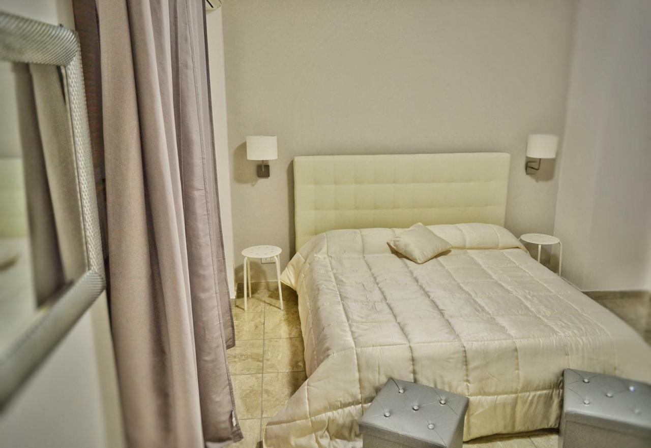 B&B Lungomare カターニア エクステリア 写真